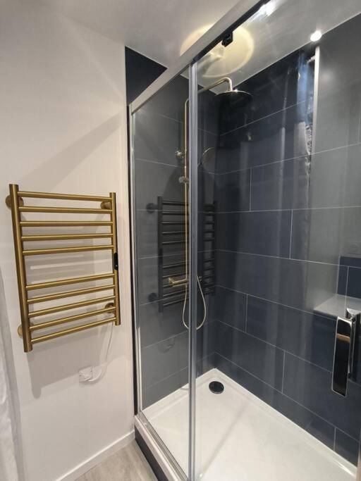 T2 -55M2- Elegant Et Chaleureux Apartment Montbrison Luaran gambar