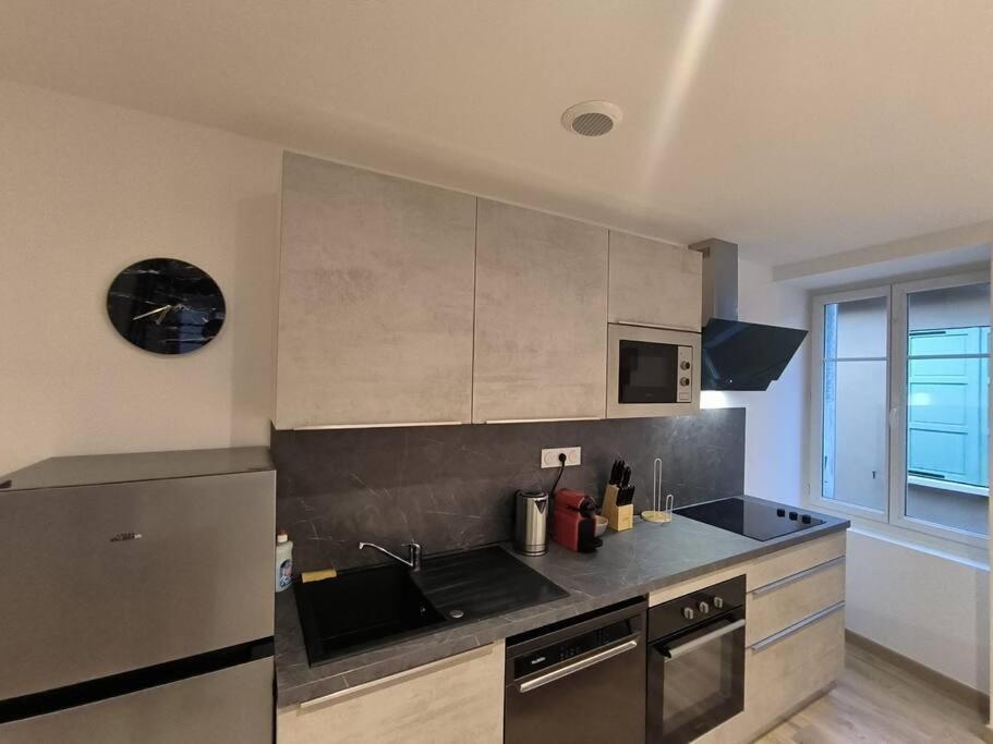 T2 -55M2- Elegant Et Chaleureux Apartment Montbrison Luaran gambar